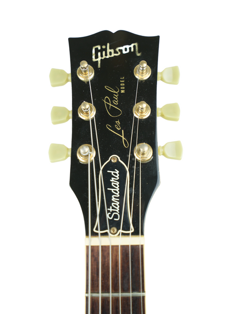 Arctic White 1989 Gibson Les Paul Standard, a vintage piece from the Custom Shop, showcasing USA craftsmanship.