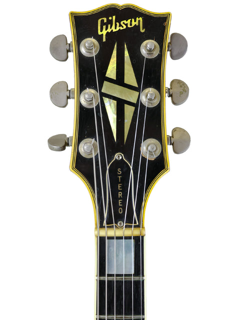 Beautifully crafted Gibson Les Paul Custom Shop guitar, representing the vintage charm of a 1967 ES-355 Stereo model.