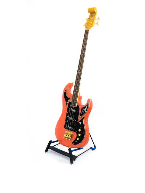 Burns Shadows 2005 Tour Guitars – UK 2005