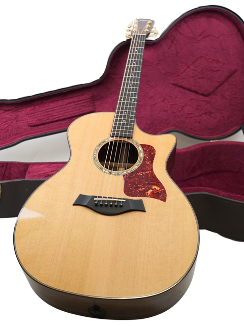 SOLD - Taylor 714ce - USA 2009