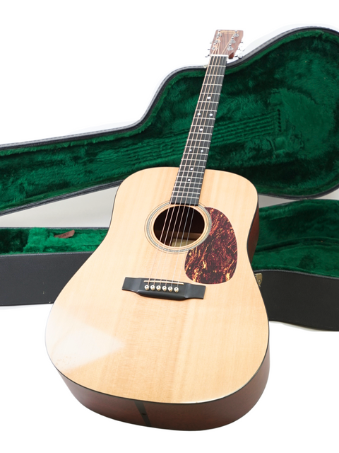 Martin D-16GT - USA 2002