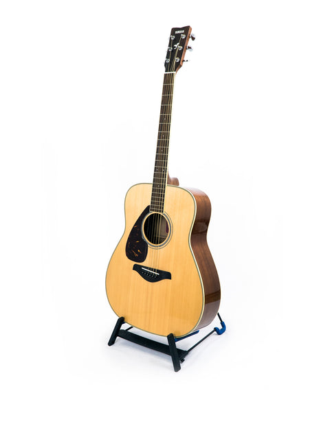  Yamaha FG 720 SL left-handed acoustic guitar, part of the FX-S series, made in Japan in 2012, featuring a sleek finish.